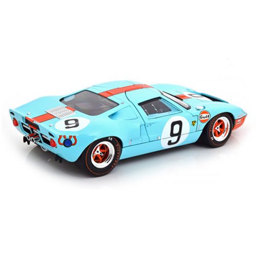 Ford GT40 Winner 24h Le Mans 1968 Модель 1:18 Голубой