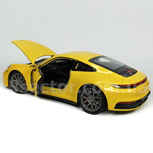 Porsche 911 Carrera 4S (992) Модель 1:24 Желтый