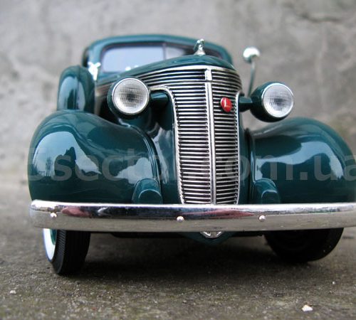 Studebaker Coupe Express pickup 1937 Модель 1:18 Зеленый