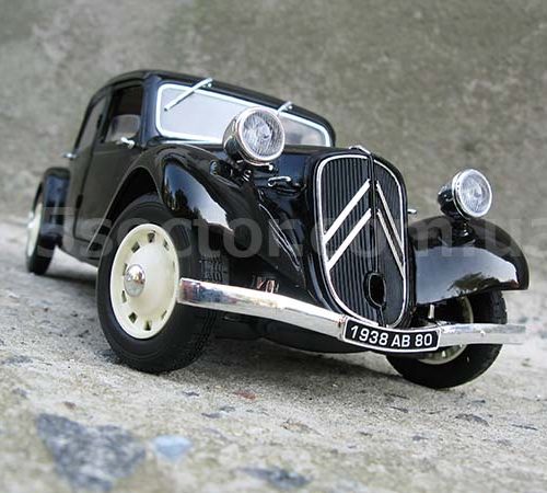 Citroen Traction 11CV 1937 Модель 1:18 Черный