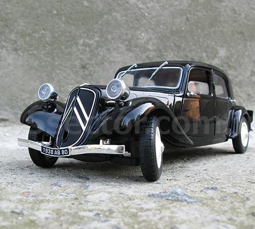 Citroen Traction 11CV 1937 Модель 1:18 Черный