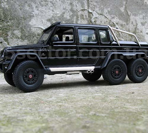 Mercedes-Benz G63 AMG 6x6 Модель 1:24 Черный