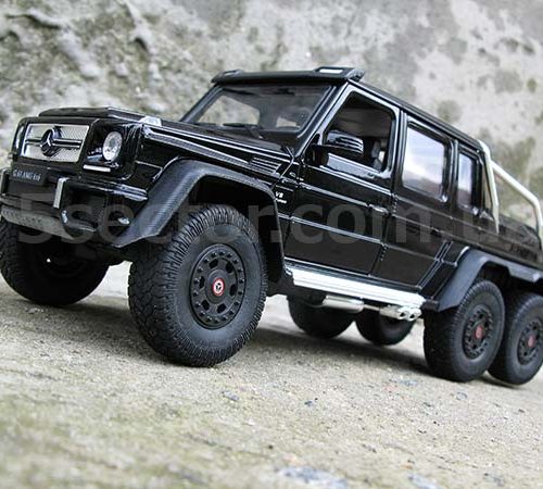 Mercedes-Benz G63 AMG 6x6 Модель 1:24 Черный