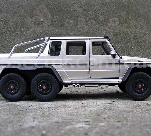 Mercedes-Benz G63 AMG 6x6 Модель 1:24 Золото