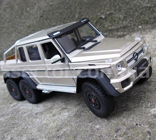 Mercedes-Benz G63 AMG 6x6 Модель 1:24 Золото