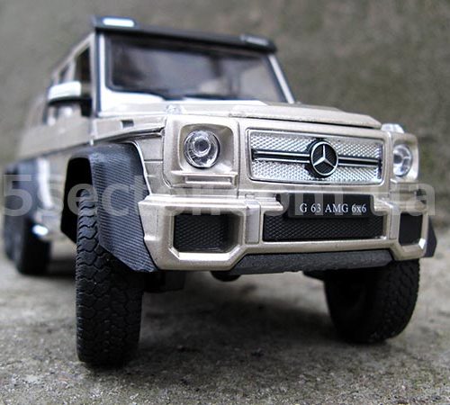 Mercedes-Benz G63 AMG 6x6 Модель 1:24 Золото