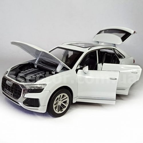 Audi Q8 Коллекционная модель 1:24 Белый