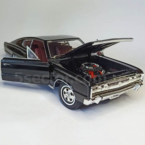 Dodge Charger 1966 Модель 1:18 Черный