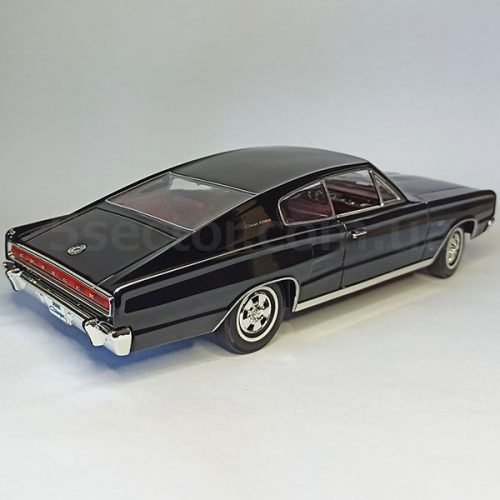 Dodge Charger 1966 Модель 1:18 Черный