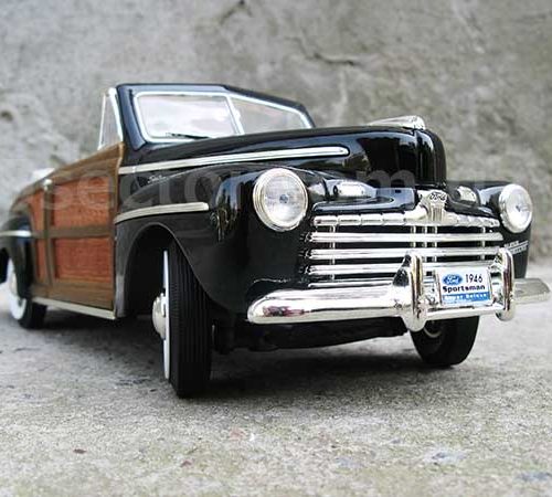 Ford Super Deluxe Sportsman Convertible 1946 Модель 1:18