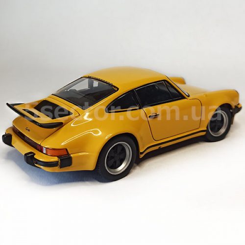 Porsche 911 Turbo 3.0 1974 Модель 1:24 Желтый