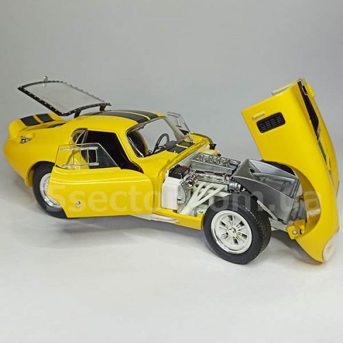 Shelby Daytona Cobra Coupe 1965 Модель 1:18 Желтый