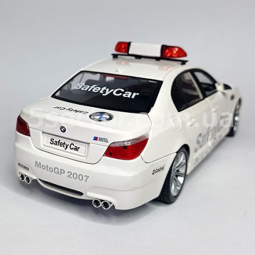 BMW M5 Safety Car Модель 1:18 Белый