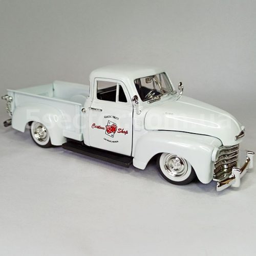 Chevrolet Pickup 1953 Модель 1:24 Белый