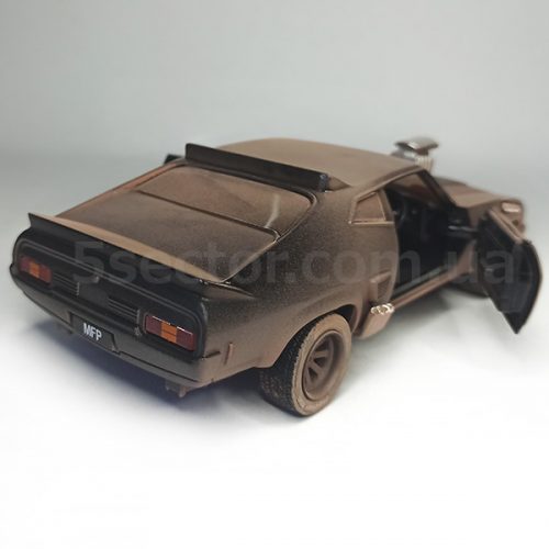 Ford Falcon XB 1973 Безумный Макс Модель 1:24