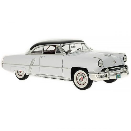Lincoln Capri 1952 Модель 1:18 Белый