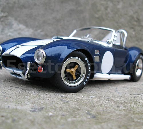 Shelby Cobra 427 S/C 1965 Модель 1:18 Синий