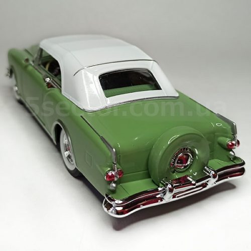 Packard Caribbean 1953 Модель 1:24 Зеленый