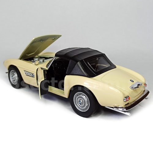 BMW 507 Roadster Closed top Модель 1:24 Кремовый