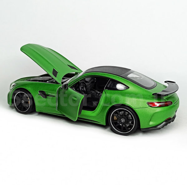 Mercedes-AMG GT R Coupe Модель 1:24 Зеленый