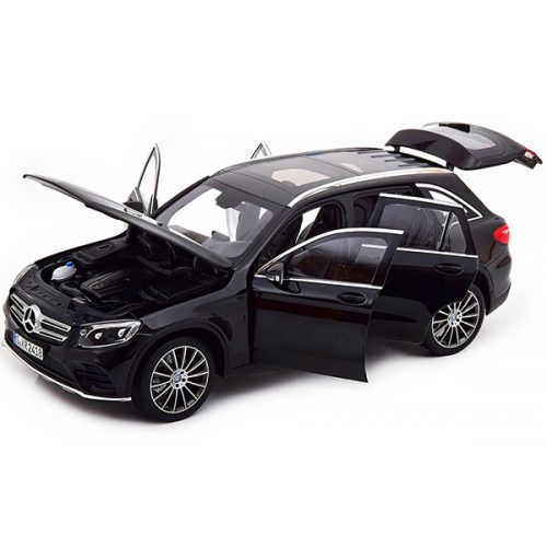 Mercedes-Benz GLC 2015 Модель 1:18 Черный