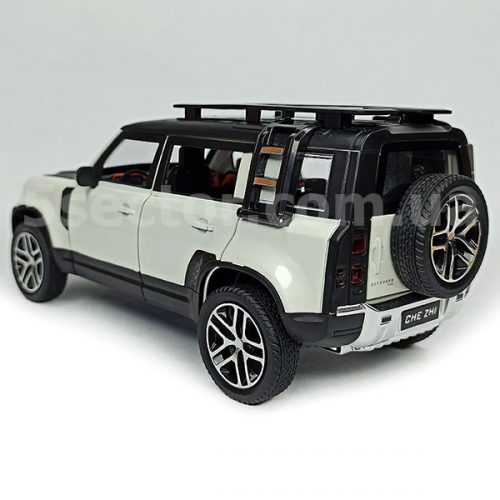 Land Rover Defender Модель 1:24 Белый