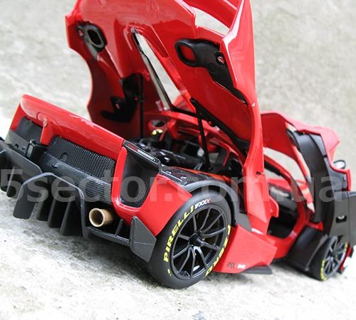 Ferrari FXX-K Evo Hybrid 6.3 V12 2018 Модель 1:18 Красный