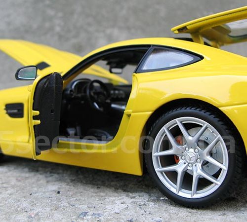 Mercedes-AMG GT 2015 Модель 1:18 Желтый