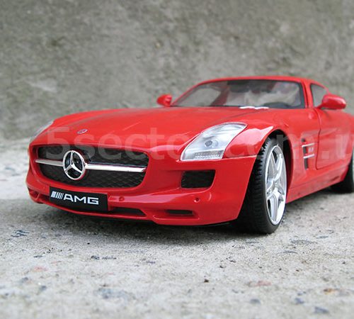 Mercedes-Benz SLS AMG 2009 Модель 1:18 Красный