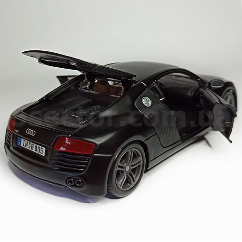 Audi R8 Коллекционная модель 1:24 Черный матовый