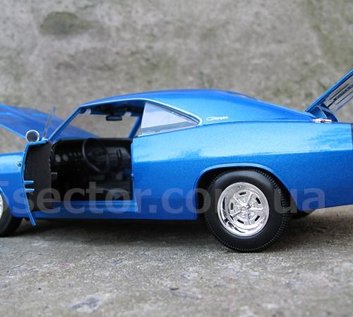 Dodge Charger R/T 1969 Модель 1:18 Голубой