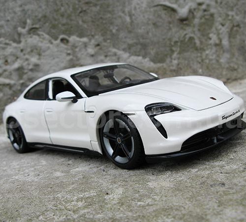 Porsche Taycan Turbo S 2020 Модель 1:24 Белый