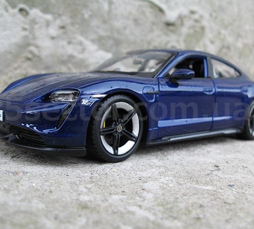 Porsche Taycan Turbo S 2020 Модель 1:24 Синий