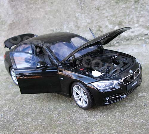 BMW 335i Модель автомобиля 1:18 Черный