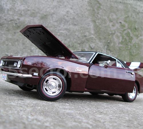 Chevrolet Camaro Z28 1968 Модель 1:18 Бордовый