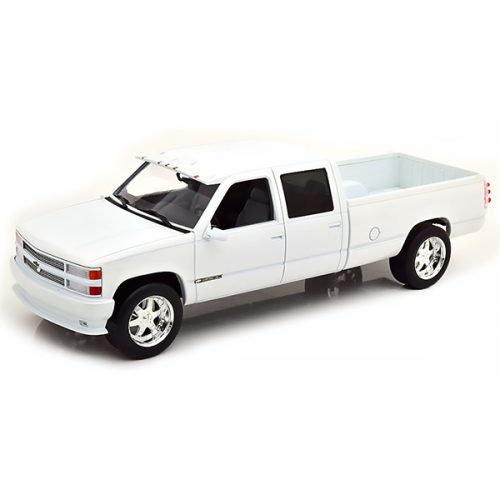 Chevrolet Silverado 3500 1997 Модель 1:18 Белый