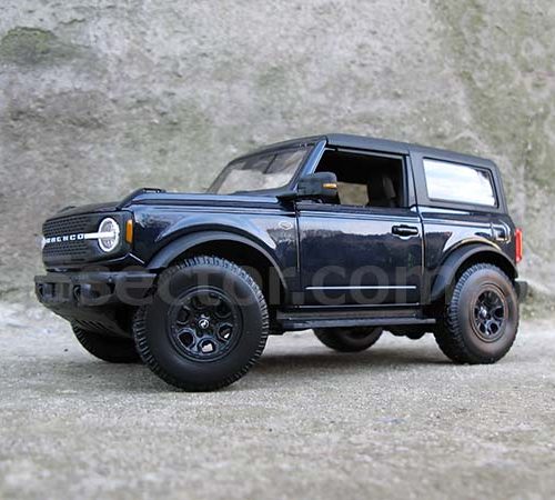 Ford Bronco Wildtrak 2021 Модель 1:18 Темно-синий