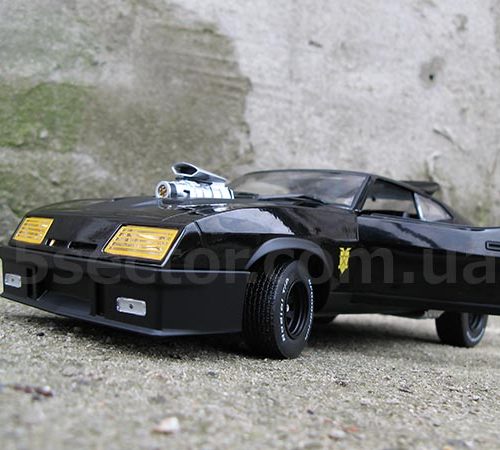 Ford Falcon XB V8 Interceptor Безумный Макс Модель 1:18