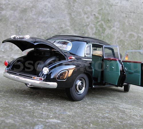 Mercedes-Benz 300 Adenauer 1955 Модель 1:18 Черный