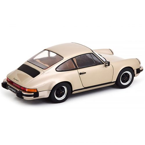 Porsche 911 Carrera 3.2 Coupe 1977 Модель 1:18 Золото