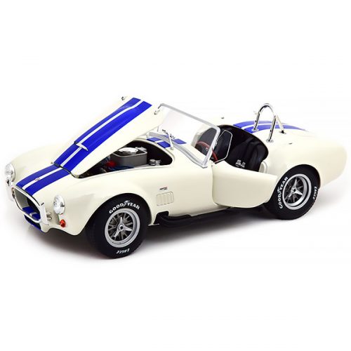 Shelby Cobra 427 S/C Масштабная модель 1:18 Белый