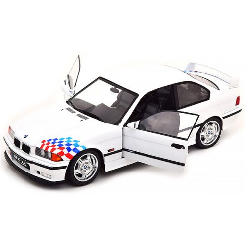 BMW M3 E36 Coupe Lightweight Модель 1:18 Белый