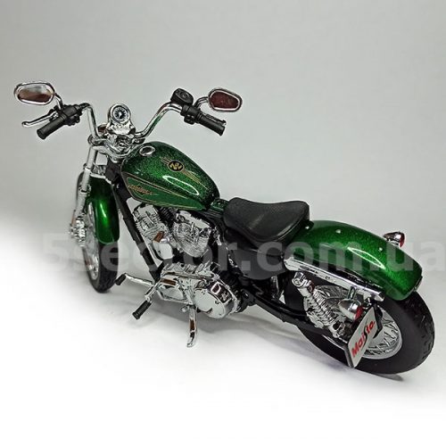 Harley-Davidson Seventy-Two XL1200V 2013 1:12 Зеленый