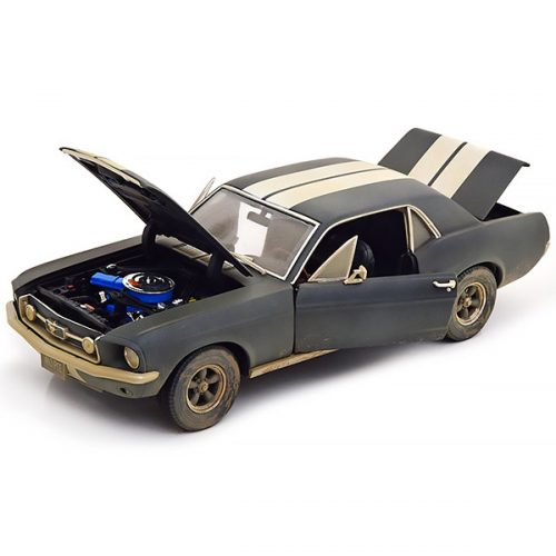 Ford Mustang Coupe 1967 Creed 2 Dirt Look Модель 1:18