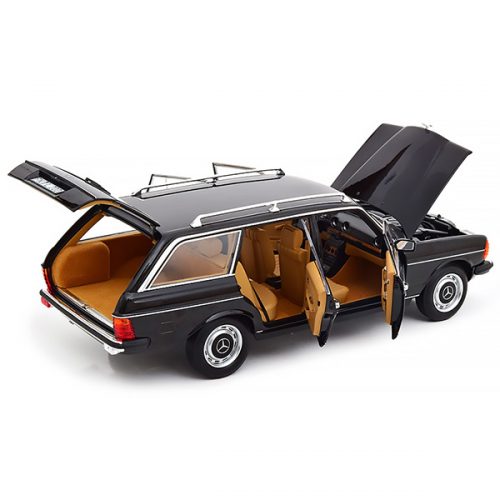 Mercedes-Benz 200 S123 Estate 1982 Модель 1:18 Черный