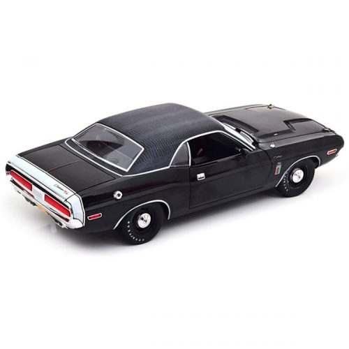 Dodge Challenger R/T 1970 The Black Ghost Модель 1:18