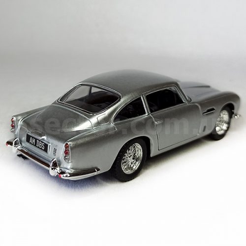 Aston Martin DB5 Коллекционная модель 1:36 Серый