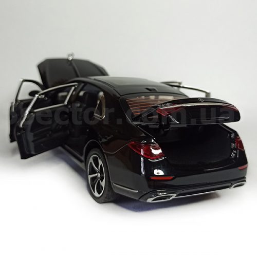 Mercedes-Benz S 400 W223 Модель 1:24 Черный