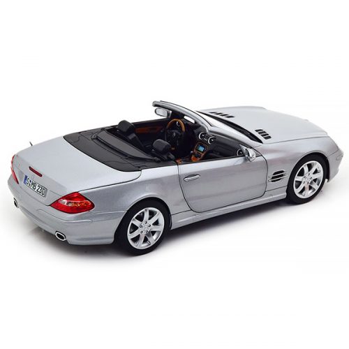 Mercedes-Benz SL 500 R230 2001-2006 Модель 1:18 Серый