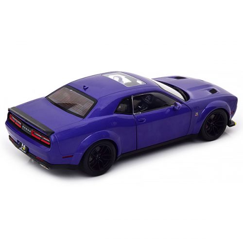 Dodge Challenger R/T Scat Pack Модель 1:18 Фиолетовый